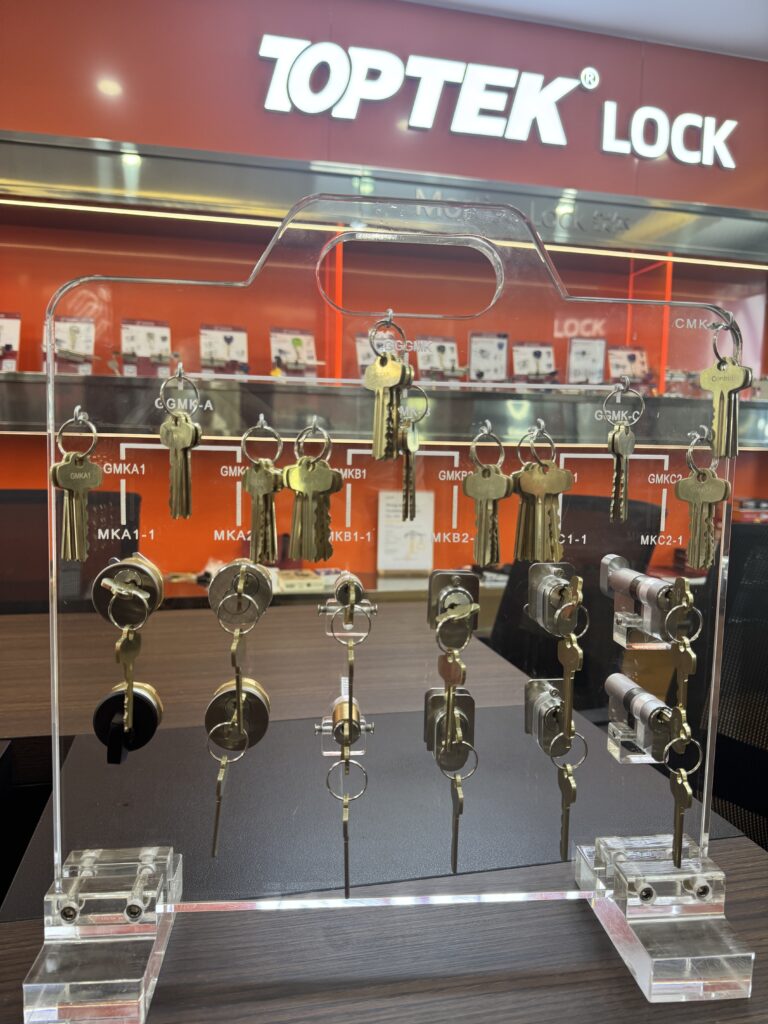 Project Cylinders and Master Key Systems: How to Choose for Commercial Buildings
